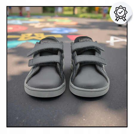 Buty dziecięce czarne adidas Grand Court GW6233