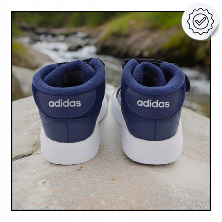 BUTY DZIECIĘCE WYGODNE NA RZEPY POLAR ADIDAS GRAND COURT IE3860 r. 23