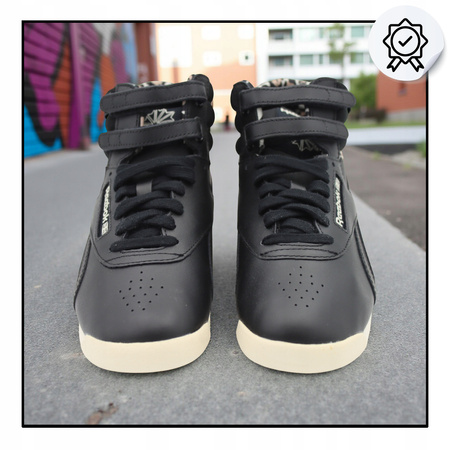 Buty Damskie Sportowe Czarne Na Fitness Wygodne REEBOK V60217