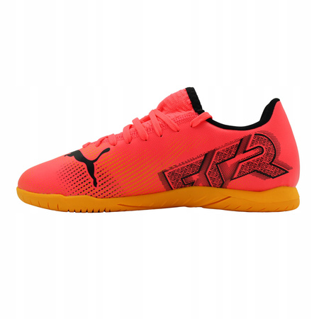 Buty do piłki nożnej dziecięce halówki puma future 7 play 107739 03 r. 37