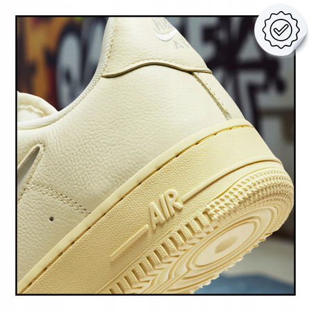 BUTY SPORTOWE DAMSKIE WYGODNE SKÓRA NIKE WMNS AIR FORCE DO9456 100 