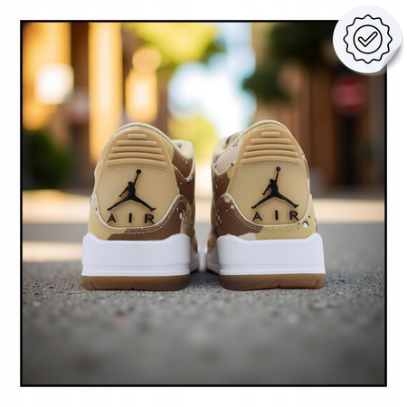 Buty sportowe damskie sneakersy nike air jordan retro hm4301 200 r. 38