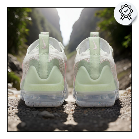 Buty damskie sportowe treningowe NIKE VAPORMAX 2021FK GS DB1550 103 
