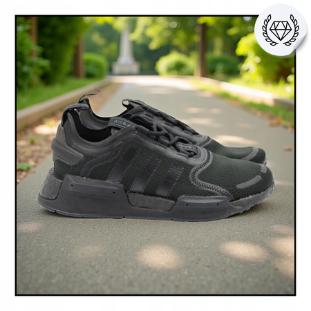 Buty Sportowe Czarne Młodzieżowe Wygodne ADIDAS NMD_V3 GX5683