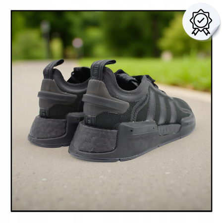 Buty Sportowe Czarne Młodzieżowe Wygodne ADIDAS NMD_V3 GX5683